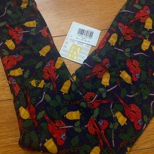BNWT OS LuLaRoe vintage holiday leggings